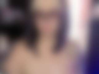 Live cam show with GODDESS HELA - Glasses on Streamer API