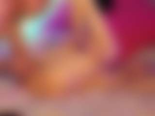 Show in cam erotica live di OurJourneyXoXO
