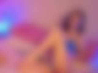 Live cam show with OurJourneyXoXO - Bedroom Brown Hair on Camsoda