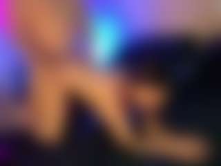 OurJourneyXoXO MILF webcam performer live streaming