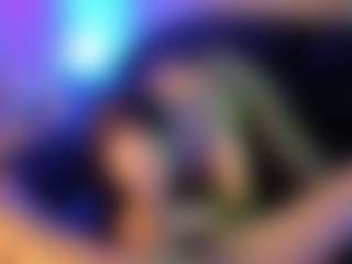 Live cam show with OurJourneyXoXO - Brown Hair on live18s.com