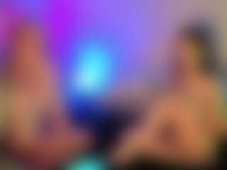 OurJourneyXoXO MILF webcam performer live streaming