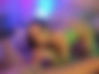 Cam Show en direct de OurJourneyXoXO