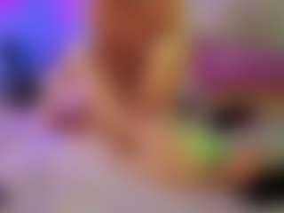 Live cam show with OurJourneyXoXO - Big Tits Brown Hair on Hubzter Live