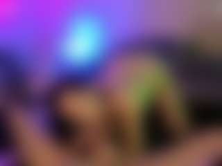 Live cam show with OurJourneyXoXO - Mature Middle Aged on Camsoda