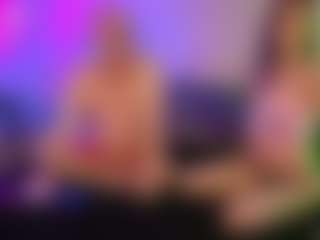 Live cam show with OurJourneyXoXO - Bedroom on Dolls Live