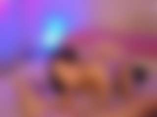 OurJourneyXoXO MILF webcam performer live streaming