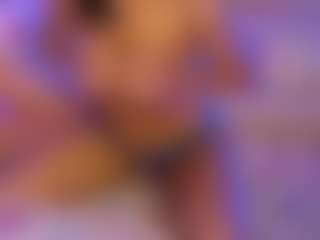Live cam show with OurJourneyXoXO - Middle Aged on Instabang