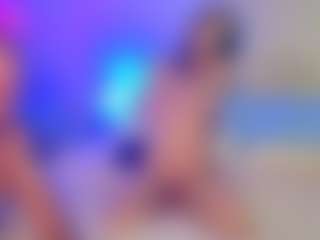 OurJourneyXoXO MILF webcam performer live streaming