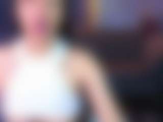 Live cam show with VIOLETHSKINNY - Submissive on Uber Horny