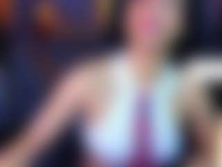 Live cam show with VIOLETHSKINNY - Ebony on Milfs Live | colombia