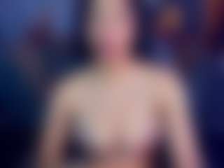 Live cam show with VIOLETHSKINNY - Submissive on slutload