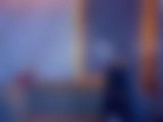 Live cam show with VIOLETHSKINNY - Athletic Ebony on Camsoda