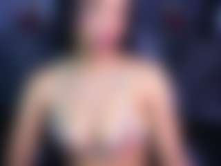 Live cam show with VIOLETHSKINNY - Submissive on Free Soda