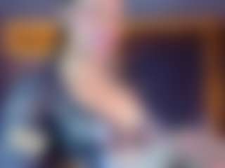 VIOLETHSKINNY's Live Sex Cam Show