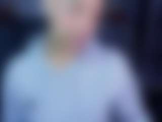 Live cam show with VIOLETHSKINNY - Smoking on TeamSkeetLive