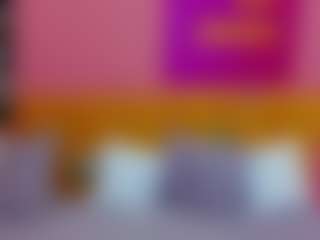 Live cam show with BeatriceReeves - Moaning on boobsie.com