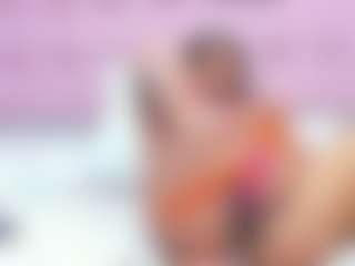 Live cam show with CanelaDevil - Double Penetration on TeamSkeetLive