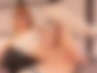 Live cam show with JulietAdair - Big Ass on Camsoda