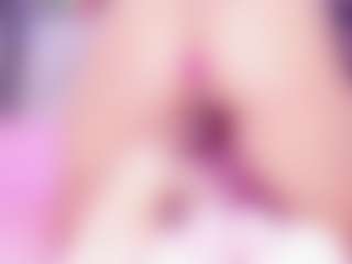 MiaVelveett's Live Sex Cam Show