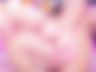 Live cam show with MiaVelveett - Cowgirl on Chatstar