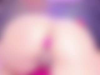 MiaVelveett's Live Sex Cam Show