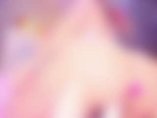 Live cam show with MiaVelveett - Thick on TeamSkeetLive