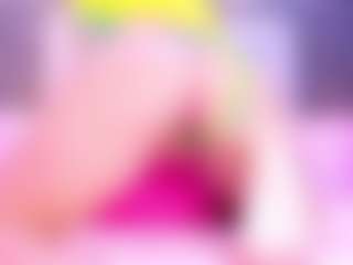 MiaVelveett's Live Sex Cam Show