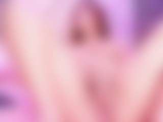 Live cam show with MiaVelveett - Big Ass Teen (18+) on TeamSkeetLive