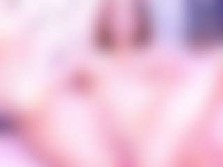 Live cam show with MiaVelveett - Squirt on CamSextacy