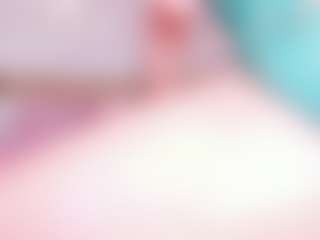 Live cam show with MiaVelveett - Petite on Camsoda