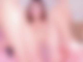 MiaVelveett's Live Sex Cam Show