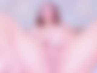 Live cam show with MiaVelveett - Petite on madthumbs