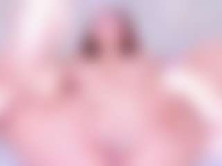 MiaVelveett's Live Sex Cam Show