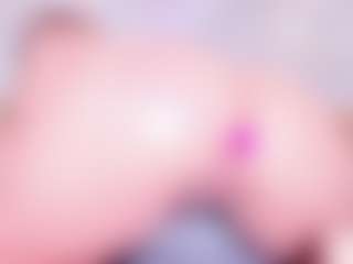 MiaVelveett's Live Sex Cam Show