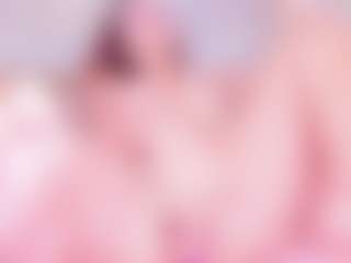 MiaVelveett's Live Sex Cam Show