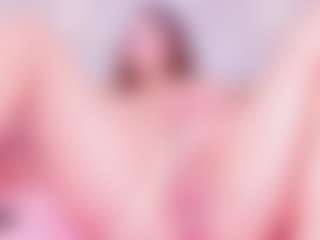 MiaVelveett's Live Sex Cam Show