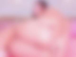 MiaVelveett's Live Sex Cam Show