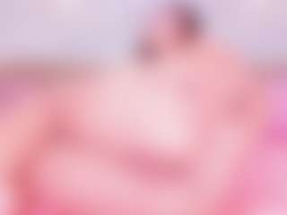 MiaVelveett's Live Sex Cam Show