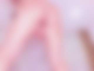 Live cam show with MiaVelveett - Ride Torso on madthumbs