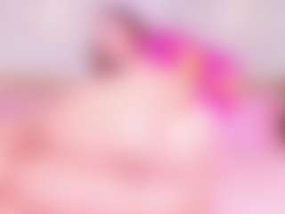 MiaVelveett's Live Sex Cam Show