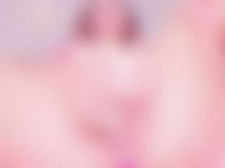 MiaVelveett's Live Sex Cam Show