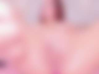 MiaVelveett's Live Sex Cam Show