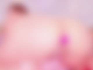 MiaVelveett's Live Sex Cam Show