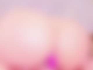 MiaVelveett's Live Sex Cam Show