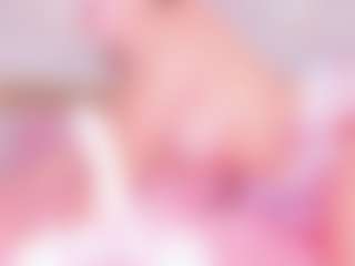 MiaVelveett's Live Sex Cam Show