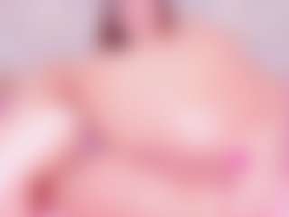 MiaVelveett's Live Sex Cam Show
