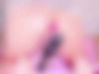 MiaVelveett's Live Sex Cam Show