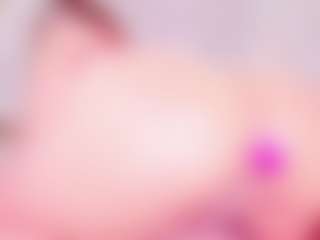 MiaVelveett's Live Sex Cam Show