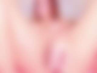 MiaVelveett's Live Sex Cam Show